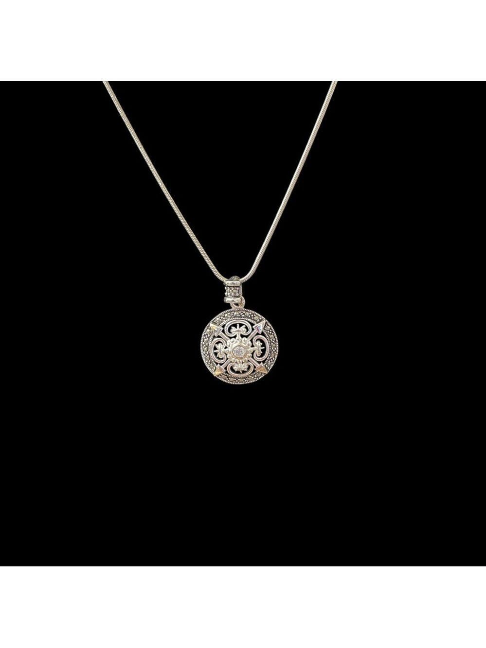925 Silver Pendant Necklace, Intricate Design and Cubic Zirconium Stone.
